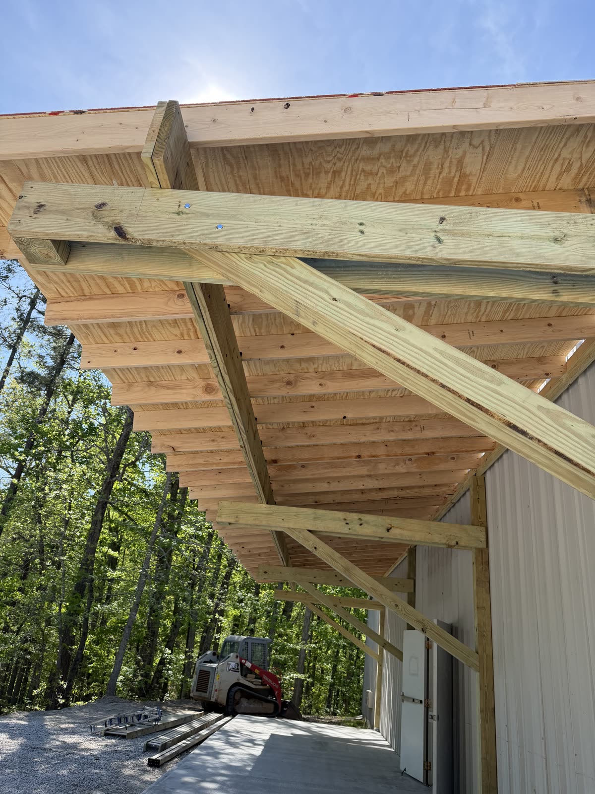 Roof framing construction